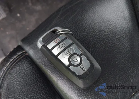 2021 Ford F-250 Lariat z USA, uszkodzony, nr VIN 1FT7W2BN0MED65191